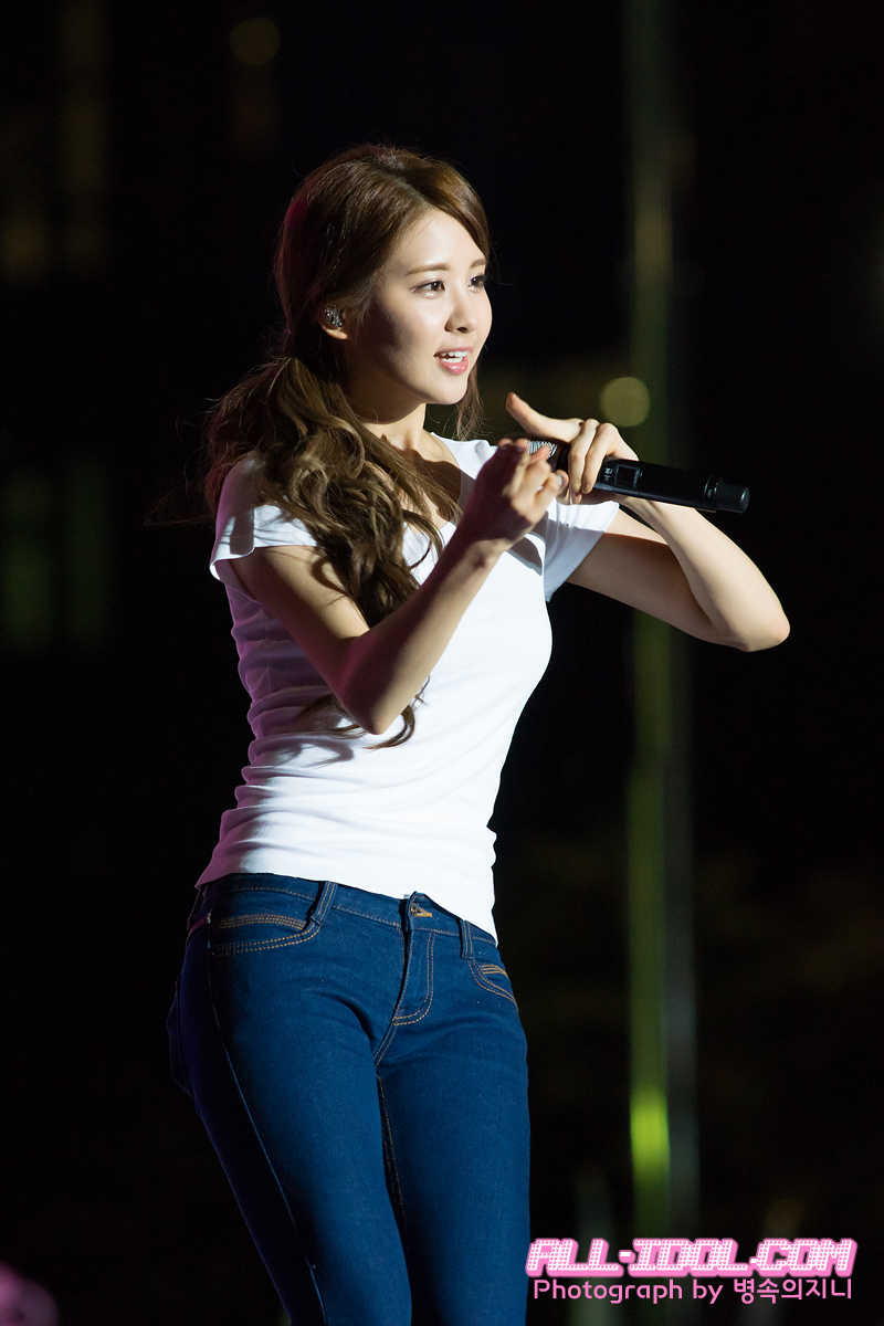 [PIC][07-10-2012]SNSD biểu diễn tại "Gangnam Hallyu Festival 2012" vào tối nay - Page 6 012196375072E16F2B4878