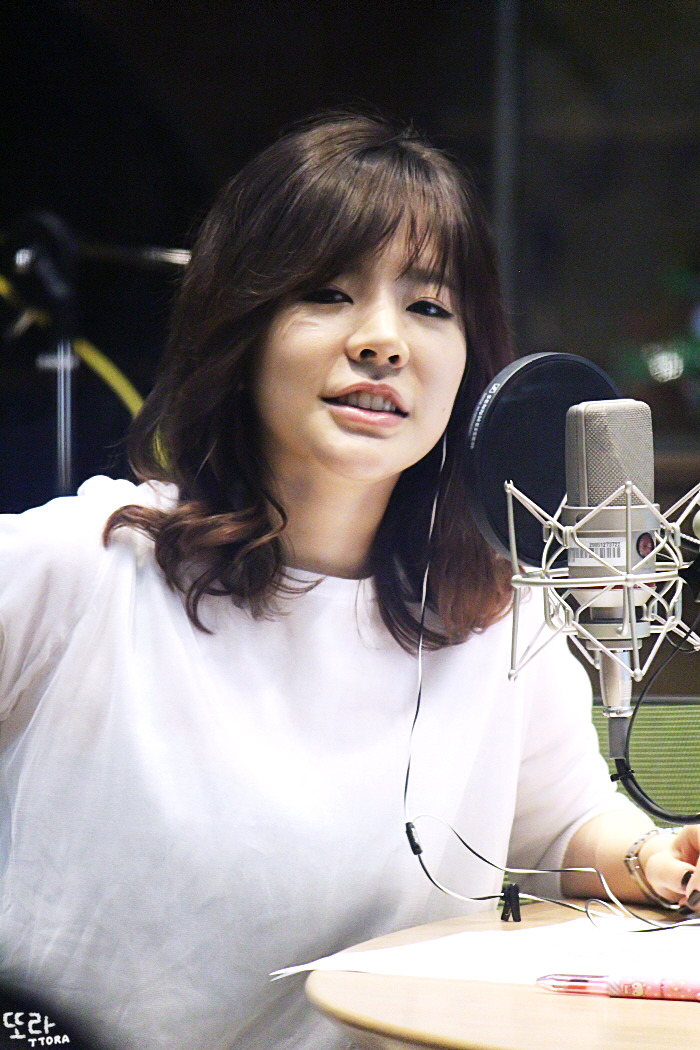 [OTHER][06-05-2014]Hình ảnh mới nhất từ DJ Sunny tại Radio MBC FM4U - "FM Date" - Page 15 2506674854000894010A0A