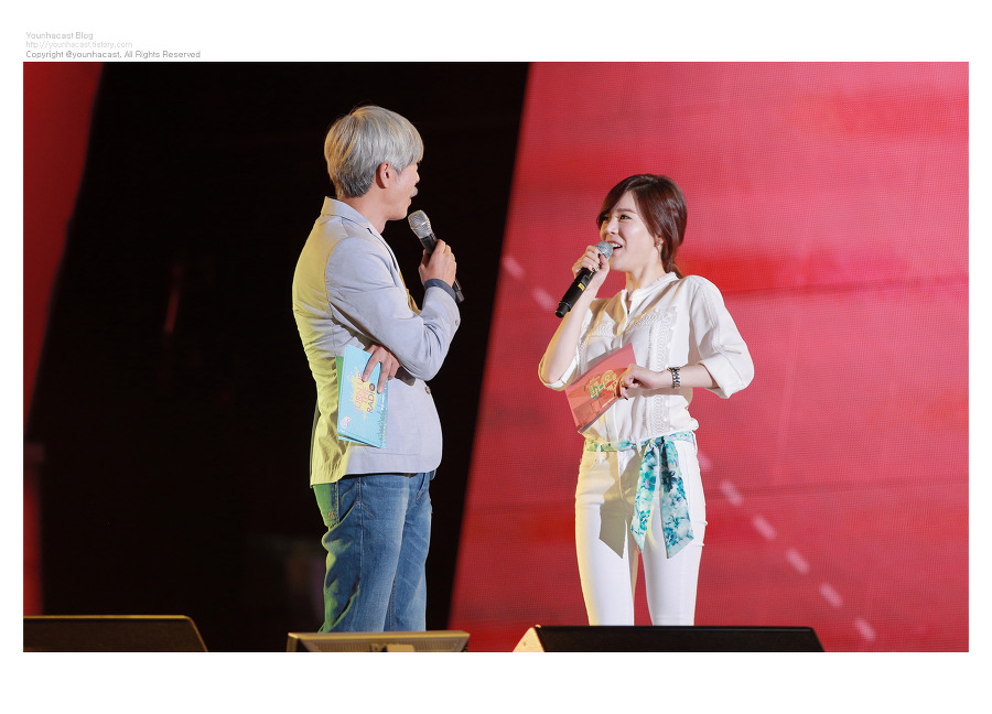 [PIC][04-09-2014]Sunny tham dự chương trình "Sangam MBC Radio" với tư cách là MC vào tối nay - Page 2 257FE239540B114A040F57
