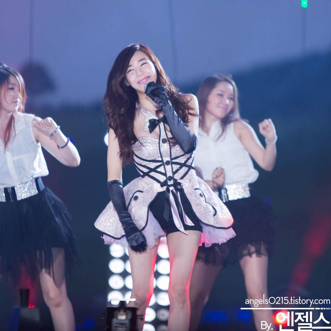 [PIC][31-08-2013]TaeTiSeo biểu diễn tại "SUNCHEON BAY GARDEN EXPO 2013 K-POP CONCERT" vào tối nay - Page 2 266C6637522315BE1EE19A