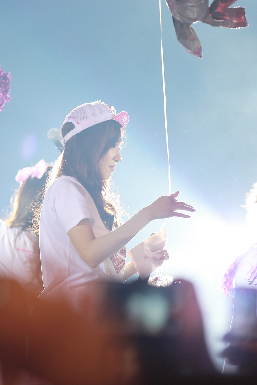 [PIC][08/09/10-11-2013]Hình ảnh mới nhất từ "2013 Girls' Generation's World Tour – Girls & Peace in HongKong" của SNSD (P2) - Page 2 235B5F405284C9BA1EC313