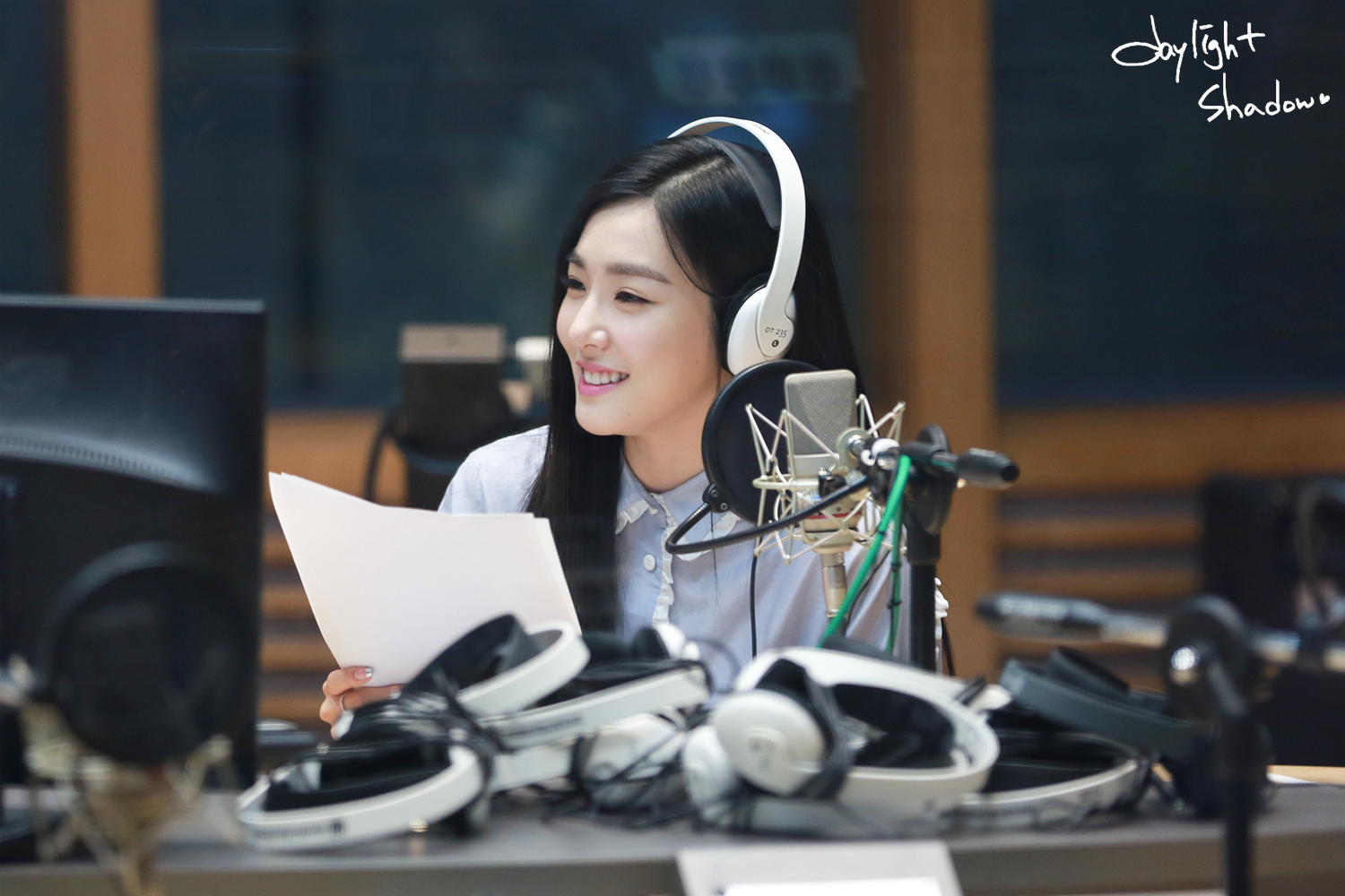 [OTHER][06-02-2015]Hình ảnh mới nhất từ DJ Sunny tại Radio MBC FM4U - "FM Date" - Page 32 2566913C57E1212A22111B